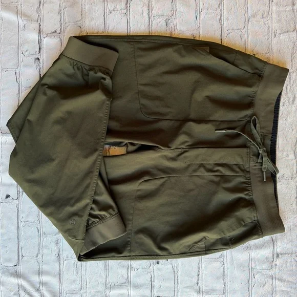 Lululemon Men's ABC Jogger Pants Olive Large Pull On Athletic Zip Pockets EUC - Picture 2 of 16